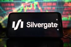 为什么Silvergate Capital的股票下跌？
