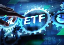 2024年应该投资加密货币ETF吗？顶级选择和考虑因素