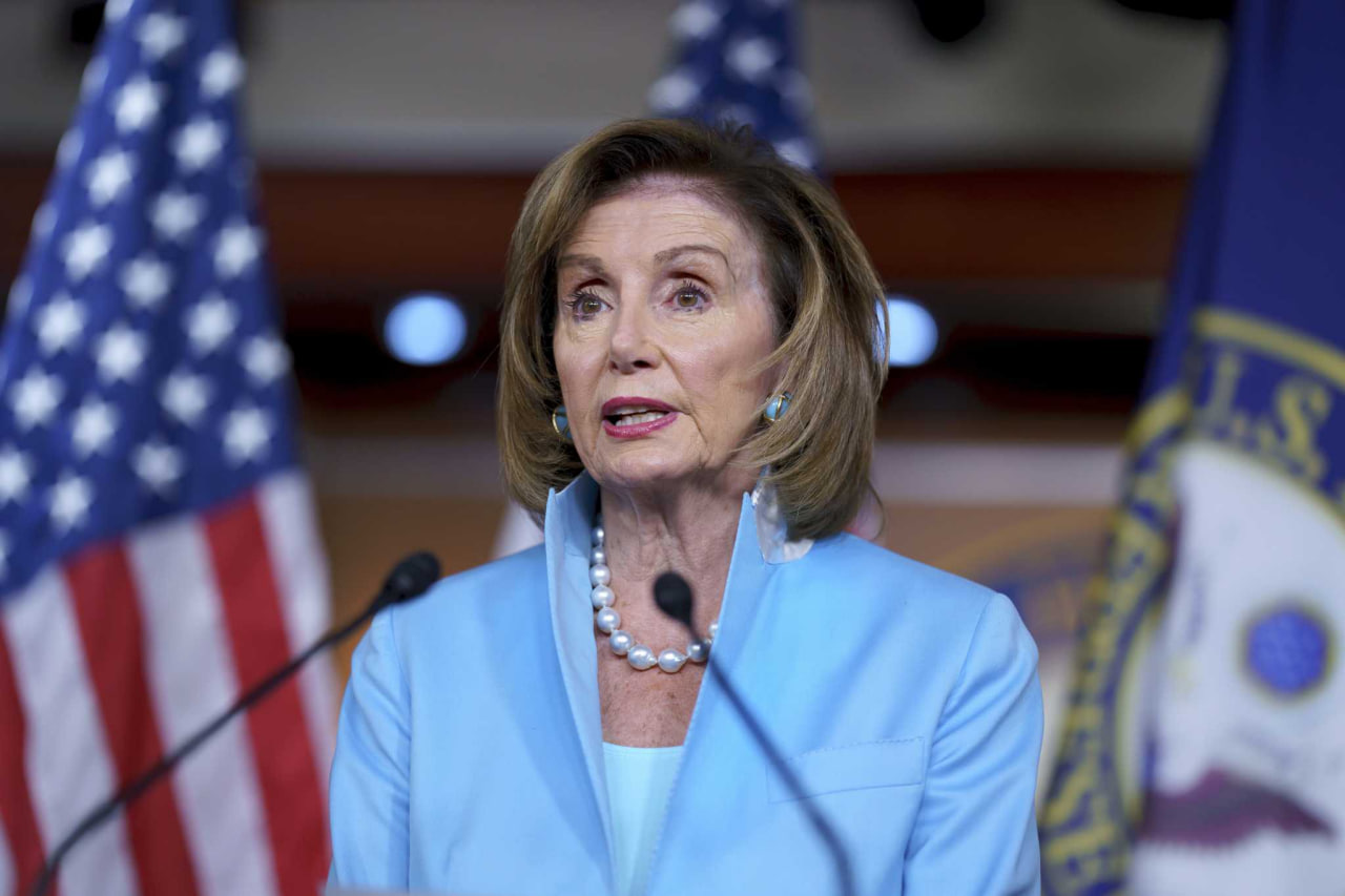 낸시 펠로시 거래 추적기를 누가 만들었습니까? 낸시 펠로시는 누구입니까?