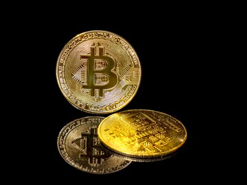 Bitcoin Sets Record in Best Daily Gains at $8.4K, Eyes $90K Milestone